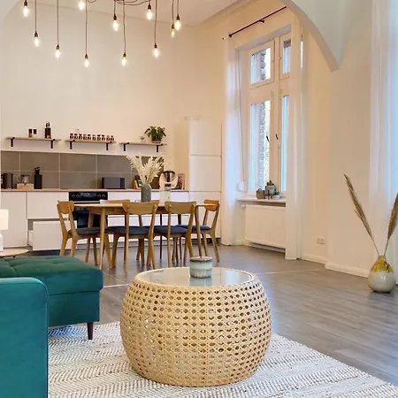 Apartment Direkter Moselblick 126m² Grosser Altbau Und Terrasse Sankt Aldegund