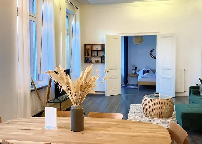 Direkter Moselblick 126m² Grosser Altbau Und Terrasse Lägenhet Sankt Aldegund