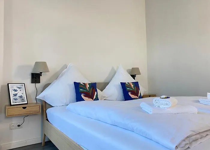 아파트 Direkter Moselblick 126m² Grosser Altbau Und Terrasse *